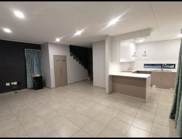 4 BEDROOM PROPERTY TO RENT IN LOTUS GARDENS